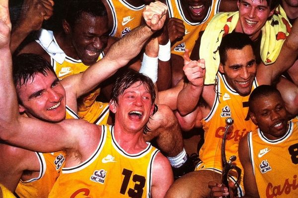 L'équipe du Limoges Csp championne d'Europe face à Trevise (15 avril 1993)