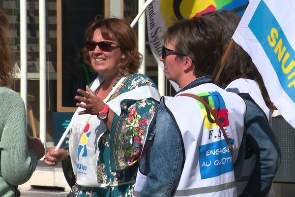 Les manifestants, qui s'étaient donnés rendez vous, entre autres, à Besançon sont toujours fermement opposés à la politique du gouvernement, tous degrés confondus.