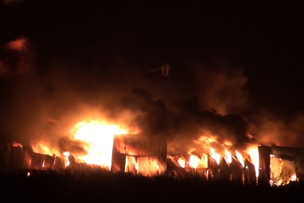 Incendie à Caudry ce mercredi soir. 