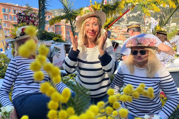 Les pointus du combat naval fleuri de Villefranche-sur-Mer, sont joliment décorés. Le top départ de cet évènement a été donné à 14h, ce lundi 19 février.