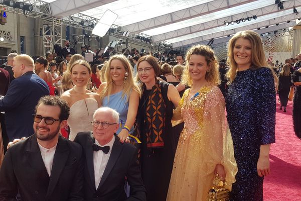 L’équipe du film “Flee” sur le tapis rouge avant la cérémonie des Oscars en mars 2022