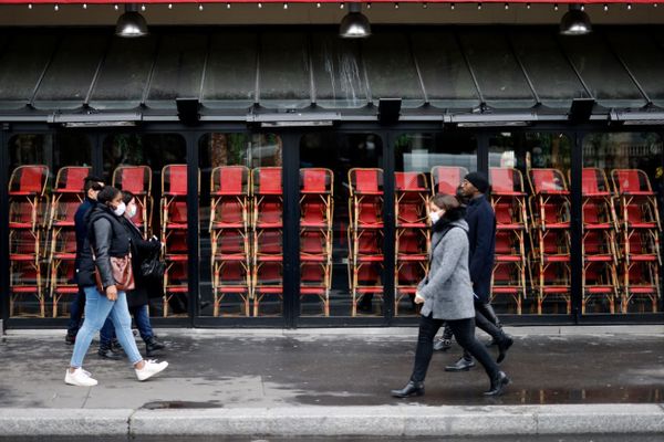 Un restaurant fermé à Paris, le 23 novembre dernier (illustration).