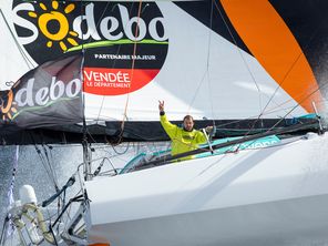 Le skipper de VULNERABLE, Sam Goodchild, à l'entraînement, le 27 septembre 2024 au large de Groi