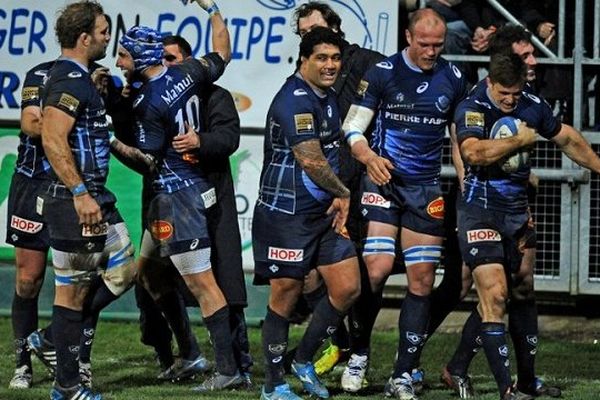 La jubilation des joueurs de Castres après leur 29 à 27 face au Stade Toulousain