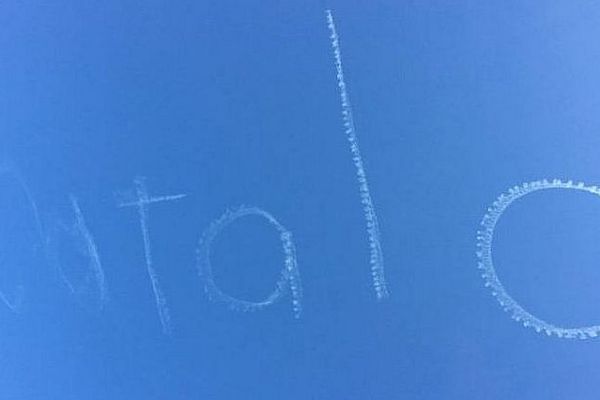 L'identité catalane revendiquée dans le ciel catalan - 3 août 2016.