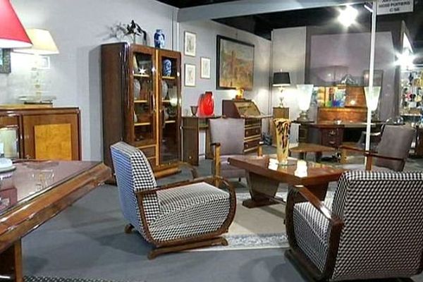 Le 43e salon des antiquaires, de la brocante et de l’art contemporain de Dijon se tient du samedi 23 au dimanche 31 mai 2015 au parc des expositions de Dijon