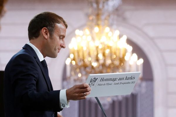 Emmanuel Macron lors de la cérémonie d'hommage aux harkis à l'Elysée le 20 septembre 2021.