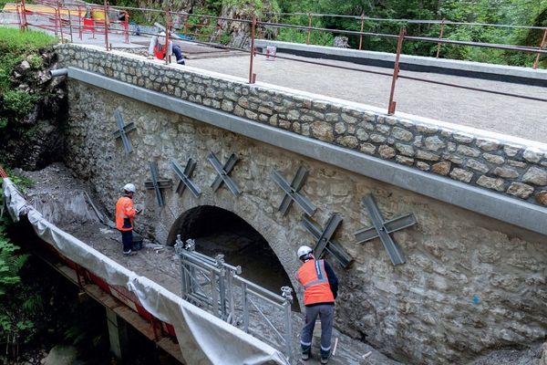 Pont du Tenaison à Proveysieux