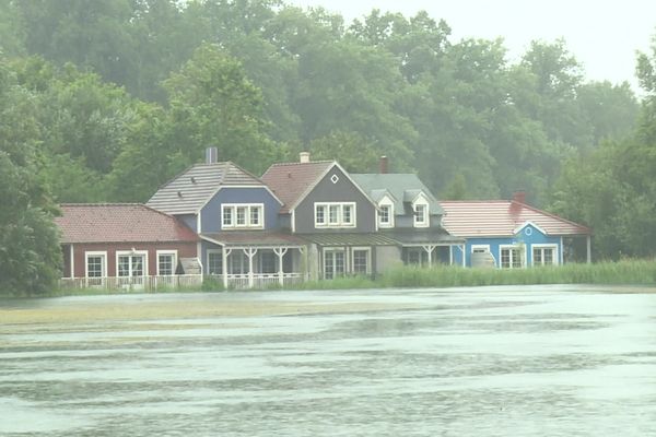 Le complexe hôtelier Center Parcs à Chamouille a lui aussi été touché par les inondations.