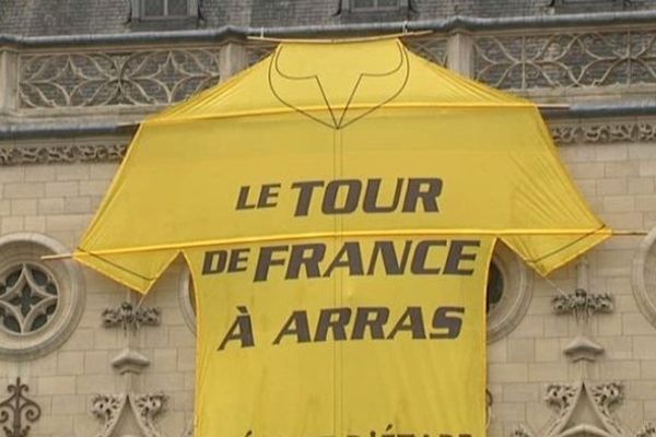 Un écran géant disposé sur la place d'Arras, comme pour les matches de Coupe du Monde, diffusera l'étape demain