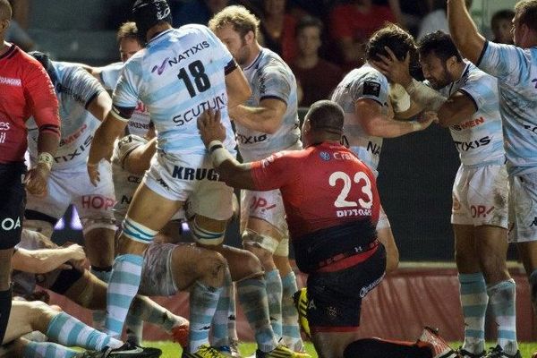 Les Parisiens célèbrent leur victoire. 