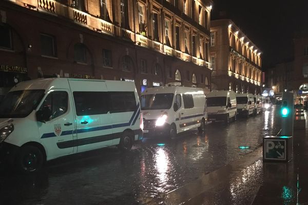 Les forces de l'ordre étaient déployées en nombre hier soir à Toulouse 