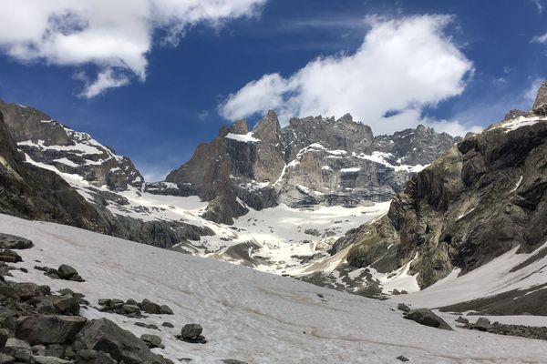 Le refuge du Promontoire se situe au pied de la Meije.