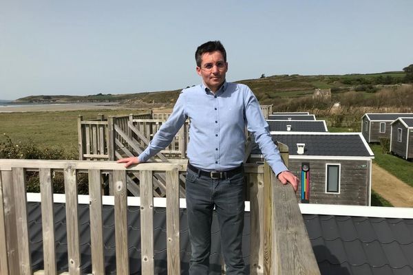 Nicolas Dayot Président national de la fédération de l’hôtellerie de plein air, propriétaire du camping de la plage de Tréguer à Sainte-Anne-La-Palud