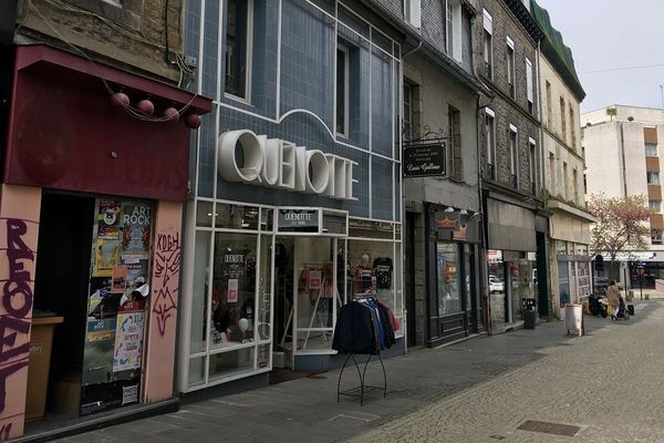 Une rue commerçante à Saint-Brieuc