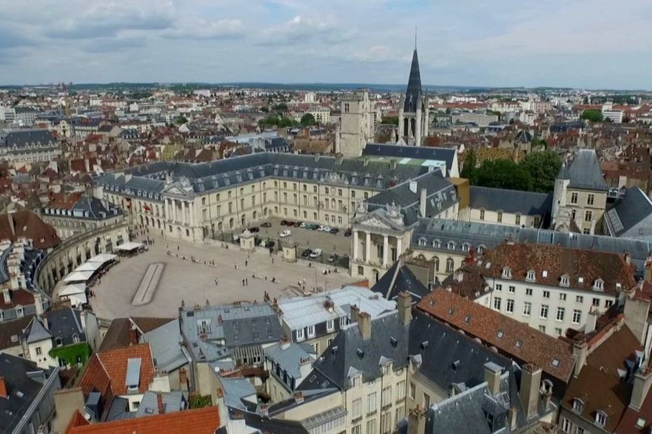 What makes Dijon the fifth most attractive metropolis