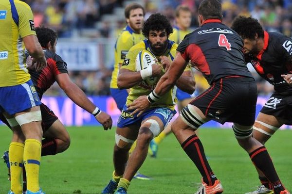 Blessé le 29 novembre 2014 lors de la rencontre opposant le RC Toulon à l'ASM, le Troisième ligne géorgien Viktor Kolelishvili est probablement forfait jusqu'à la fin de la saison.