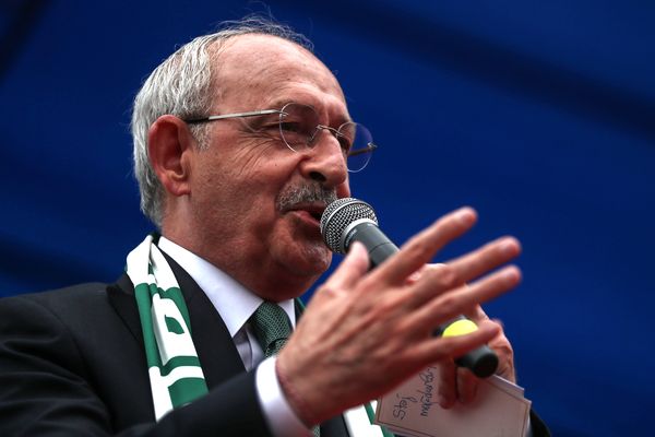 Kemal Kılıçdaroğlu est le principal rival du président turc sortant à la prochaine élection présidentielle. Il a revendiqué son appartenance à la communauté alévie, une minorité qui représente entre 15 et 25 millions de personnes en Turquie.