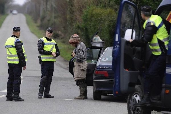 Les contrôles de police se multiplient à l'approche du site de Notre-Dame-des-Landes suite à l'arrêt préfectoral