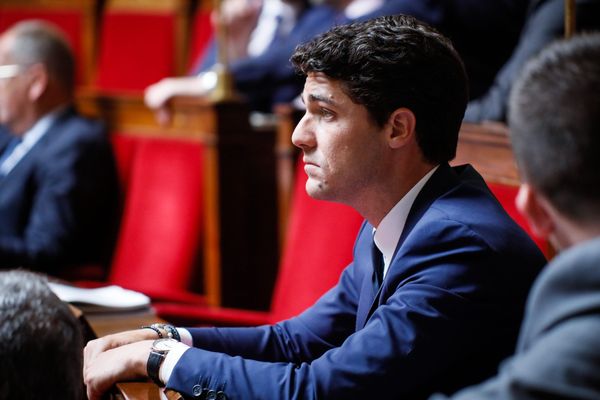 Le député LR Aurélien Pradié veut mettre le gouvernement "au pied du mur".