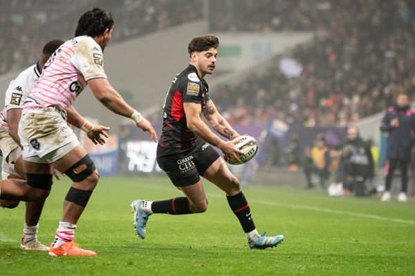 Romain Ntamack lors du match de Top 14 entre le Stade Toulousain et le Stade Français le 29 décembre 2024 au Stadium de Toulouse.