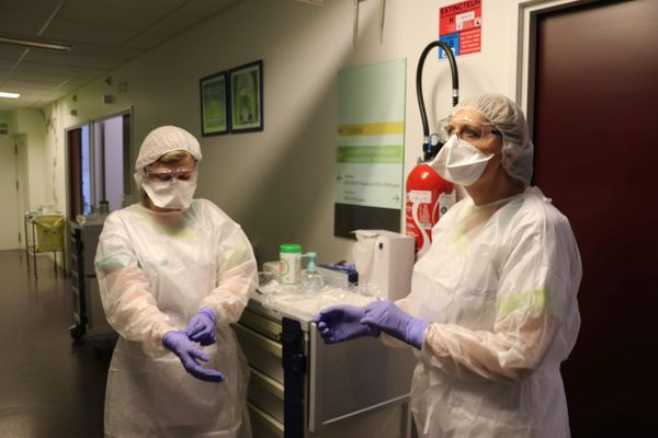 Des soignantes à l'hôpital de Valenciennes.