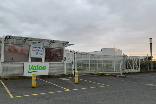 Limoges ciblé par les centaines de licenciements prévus chez l’équipementier automobile.