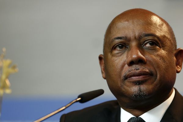 Raoul Peck  est un réalisateur, scénariste, producteur de cinéma et homme politique haïtien. Pour le tournage d’une série documentaire "Exterminate All The Brutes" du réalisateur Raoul Peck,  la mission locale Nord-Ardèche se fait le relai de Pôle emploi scènes et images, et recherchent plusieurs profils. 