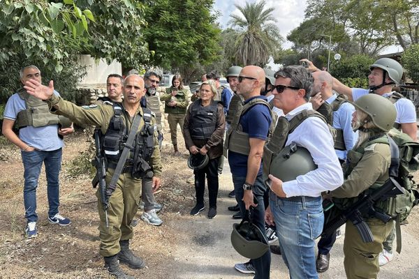 Déplacement de Michèle Tabarot et dix autres députés à Kfar Aza.