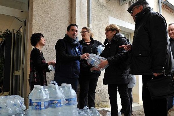 La mairie avait dû distribuer de l'eau en bouteilles