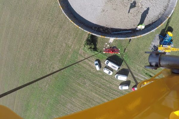 Le chantier se déroule à 40 m de hauteur.