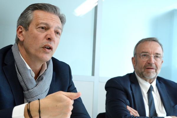 Pascal Blache rejoint finalement Etienne Blanc pour les prochaines municipales à Lyon   