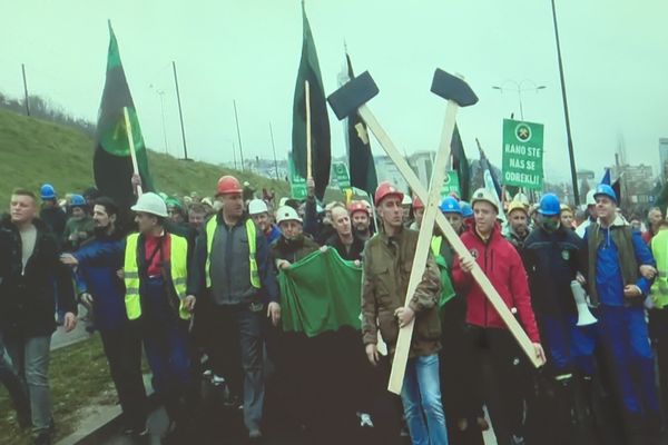 Les mineurs de Bosnie ont manifesté en novembre 2021contre la fermeture des mines de charbons dans tout le pays.