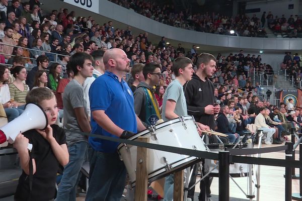 Le club de volley de Nantes-Rezé Métropole peut s'enorgueillir d'avoir le meilleur public de France.