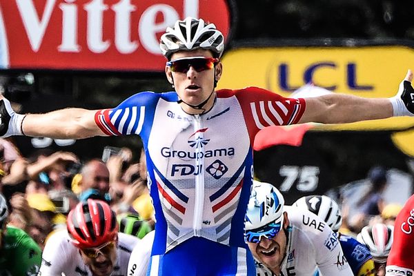 Arnaud Demare exulte après sa victoire à Pau, au terme de la 18e étape du Tour de France, jeudi 26 juillet. 