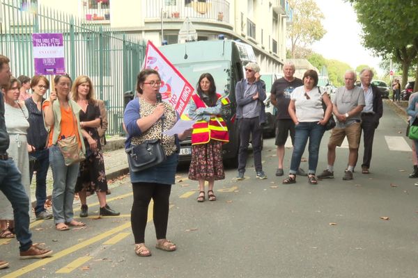 Devant le tribunal judiciaire de Brest, mobilisation des salariés de Parentel ce 11 septembre 2023