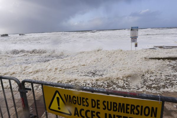 La Vendée placée en vigilance jaune "vagues-submersion" pour la nuit du vendredi 3 au samedi 4 décembre 2021