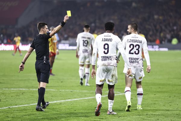 Le match qui a opposé le RC Lens aux Lillois du LOSC le 26 octobre 2024, a fait quelques vagues entre penalty litigieux et gestes jugés déplacés par Lucas Chevalier.