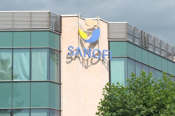 Le site de recherche et développement de Sanofi à Strasbourg (Bas-Rhin) se trouve au 16 rue d'Ankara, dans le quartier de l'Esplanade.