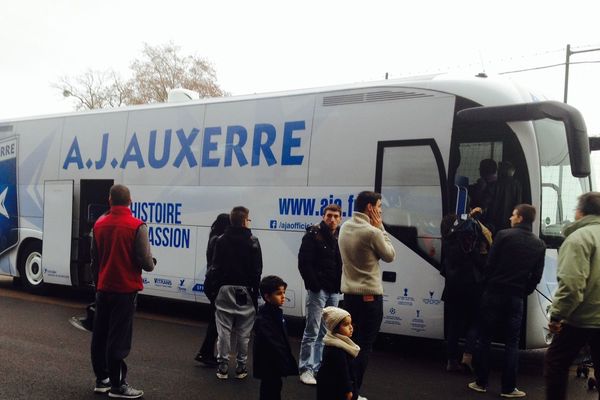 Tout se visite lors de la journée portes ouvertes, même le bus !