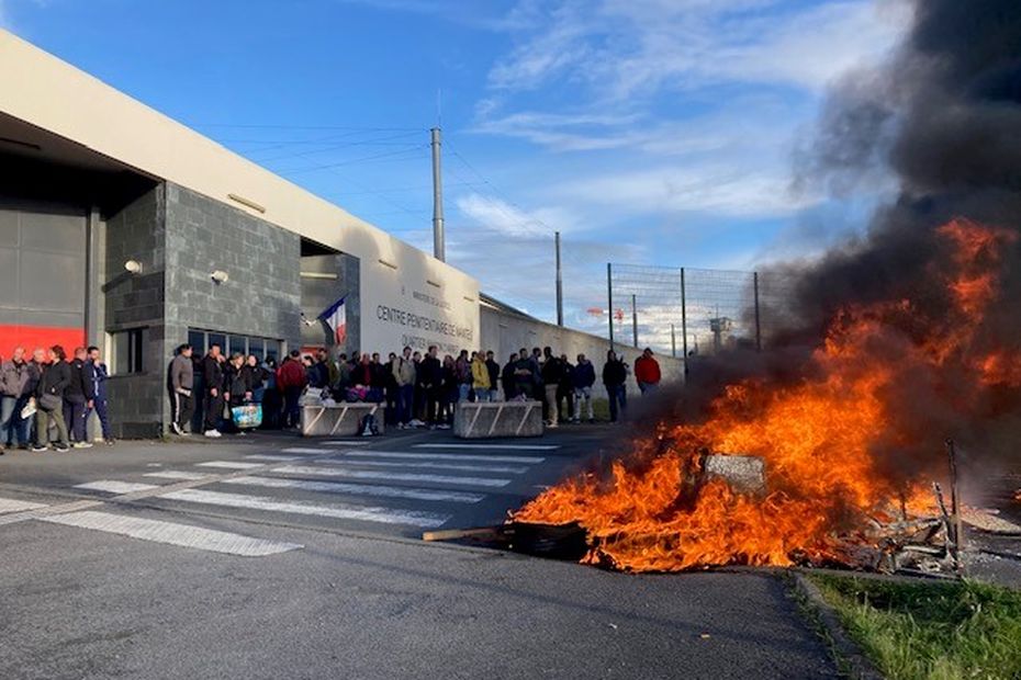 Nantes Penitentiary Mourns Lack of Two Brokers in Lethal Assault – Newest Updates