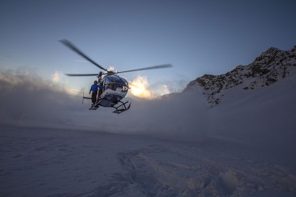 Illustration. Les deux victimes ont été héliportées au CHU Grenoble-Alpes avant d'être déclarées décédées, ce lundi 7 février.