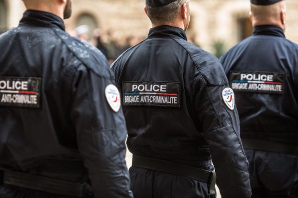 Image d'illustration. Un policier de la BAC a reçu un coup à la tête, mardi 13 août à Bordeaux, dans le cadre d'une intervention pour des véhicules volés. Une enquête a été ouverte.