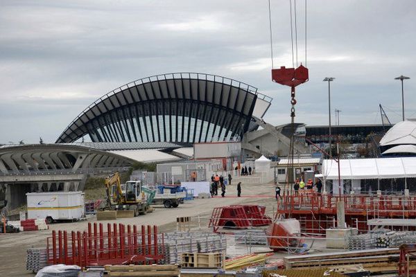 La construction en cours du nouveau terminal de Lyon St Exupéry qui devrait partiellement ouvrir en 2017 