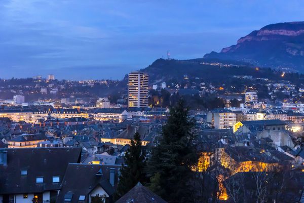 Une vue du centre-ville de Chambéry (Savoie) prise le 4 janvier 2022.