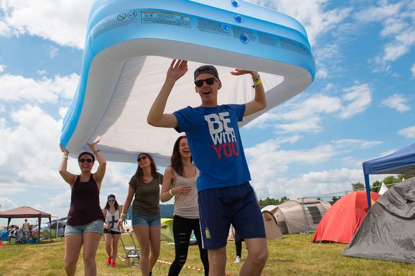 Installation au camping des Eurocks