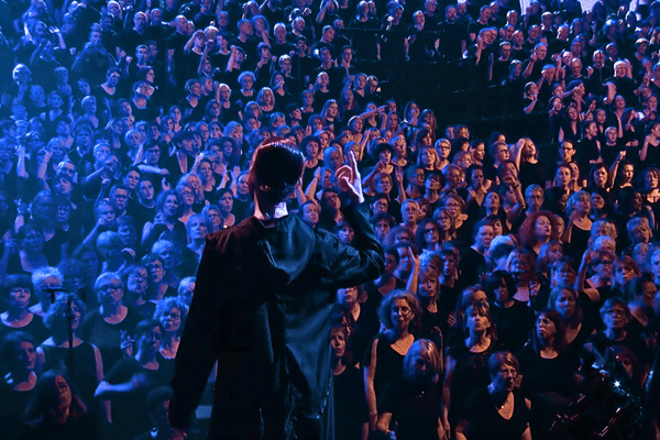 1000 choristes sont réunis pour un concert détonnant