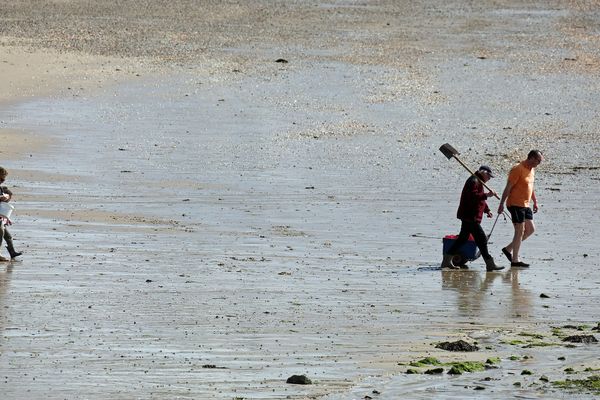 Pas de pêche à pied pendant ces grandes marées en raison du confinement. 