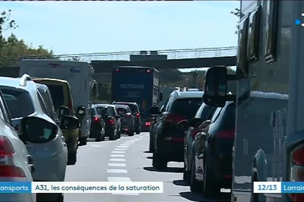 A Hettange-Grande en Moselle, le trafic routier est devenu insupportable. 