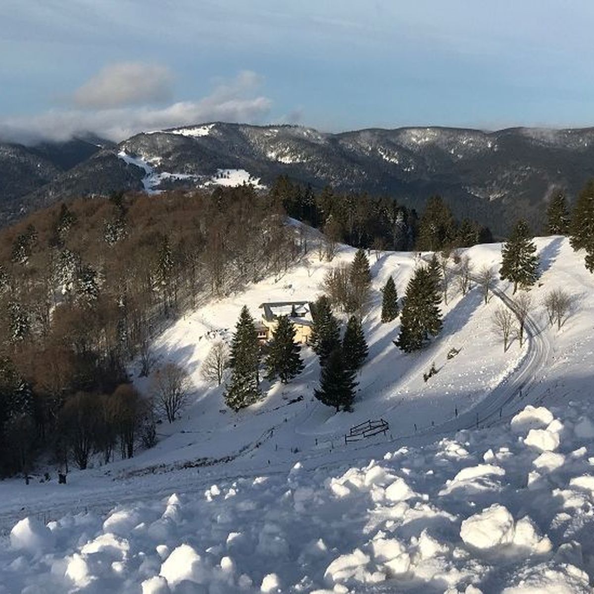 En Images Refuges De Montagne Ces Benevoles Qui Accueillent Les Randonneurs En Hiver Dans Les Vosges